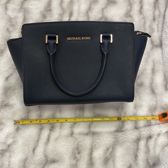 Michael Kors Selma - Picture 10 of 14
